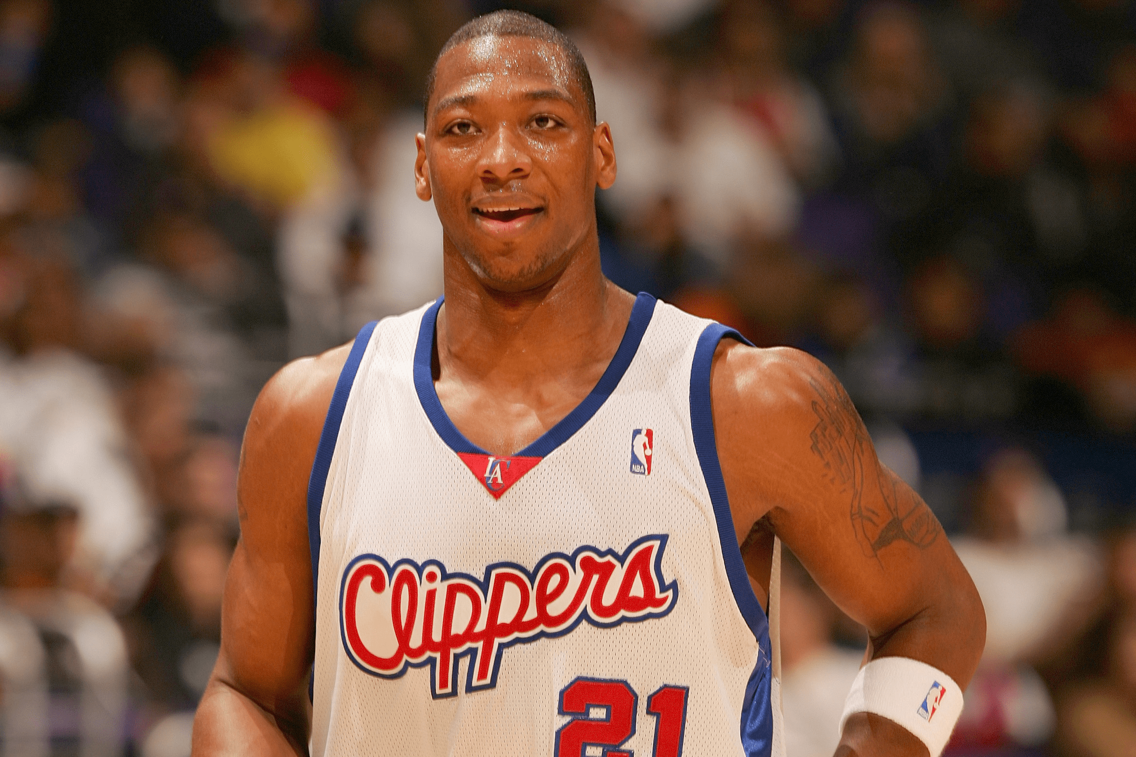 Doinb迎来十五赛季高光表现，巴塞罗那球迷沸腾！